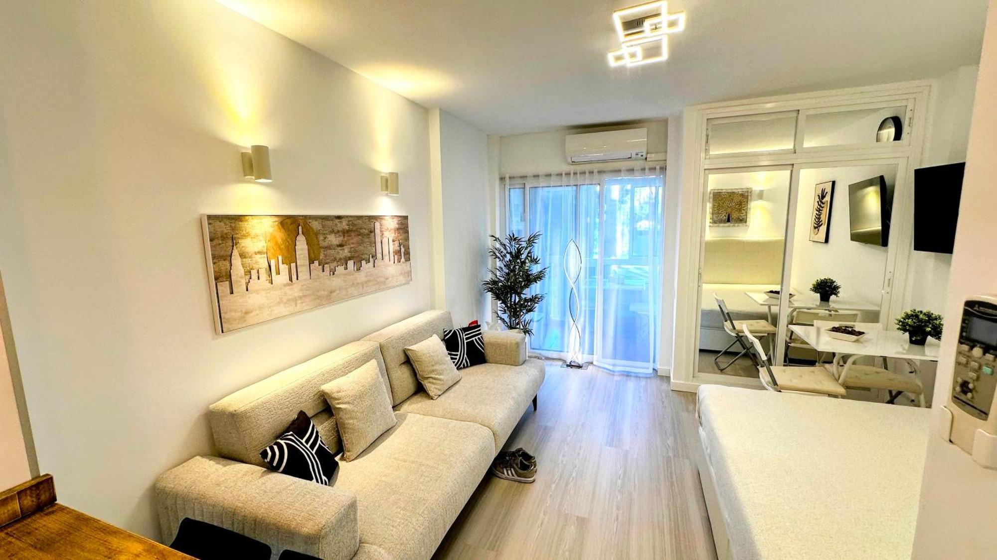 Estudio Francisco Agata Benalmádena Extérieur photo
