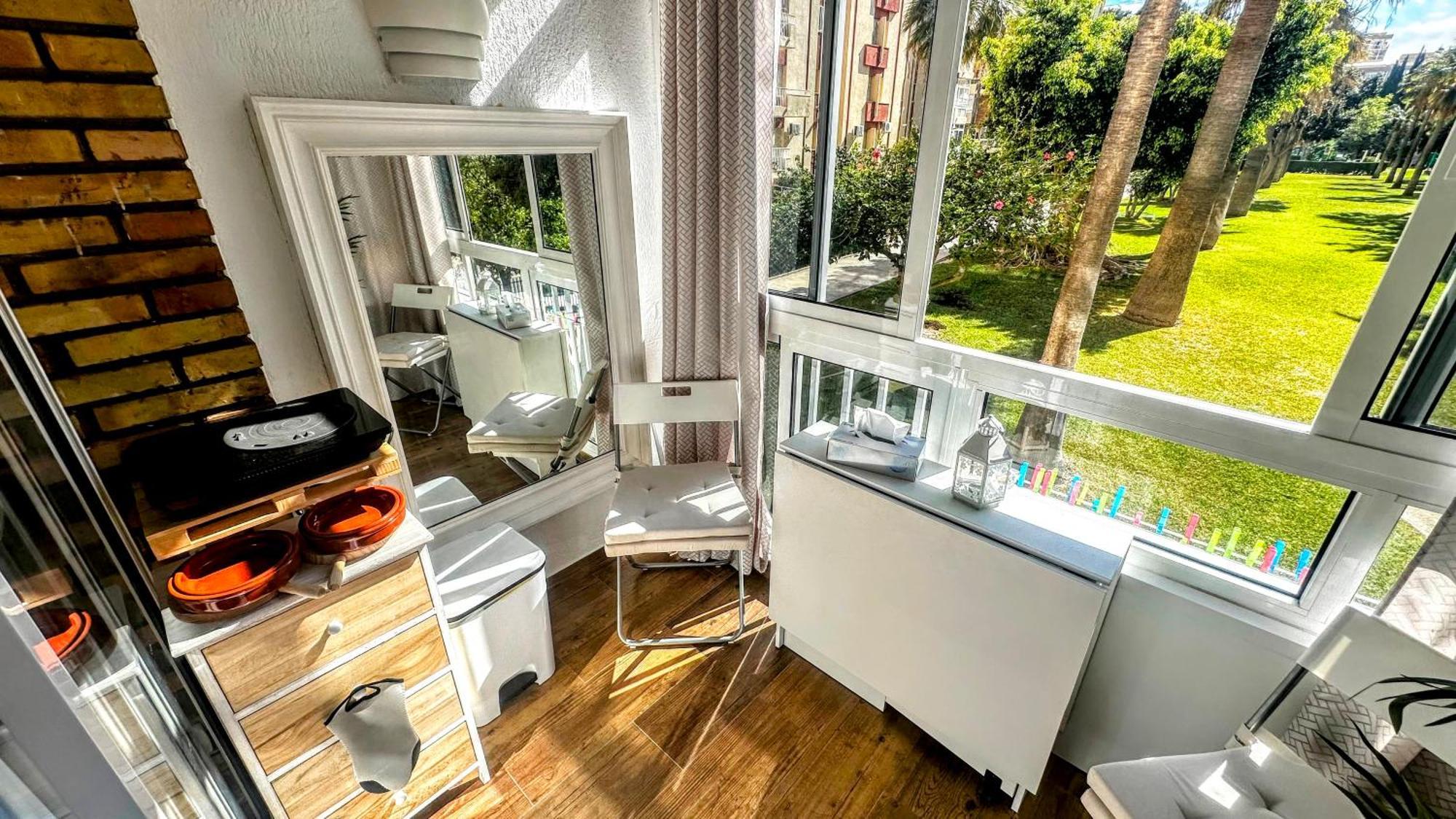 Estudio Francisco Agata Benalmádena Extérieur photo